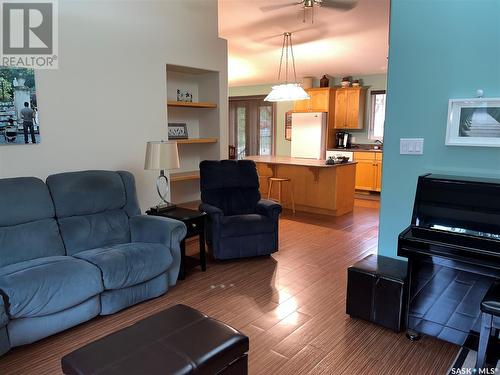 Sarauer Acreage, Annaheim, SK - Indoor Photo Showing Living Room