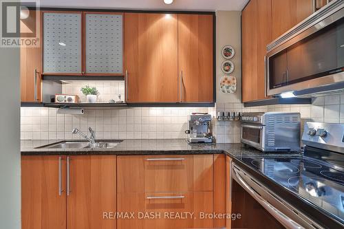 103 - 16 Humberstone Drive, Toronto (Willowdale East), ON - Indoor Photo Showing Kitchen With Double Sink