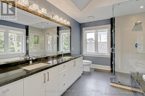 3043 Weston Road, Toronto (Humberlea-Pelmo Park), ON - Indoor Photo Showing Bathroom