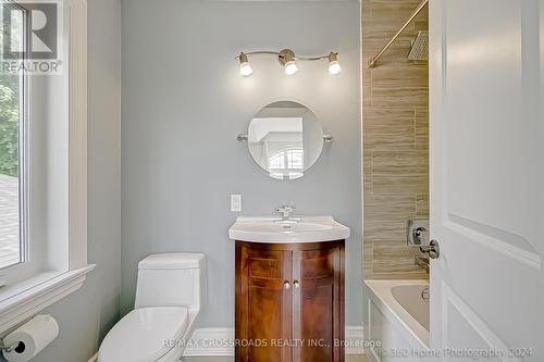 3043 Weston Road, Toronto (Humberlea-Pelmo Park), ON - Indoor Photo Showing Bathroom