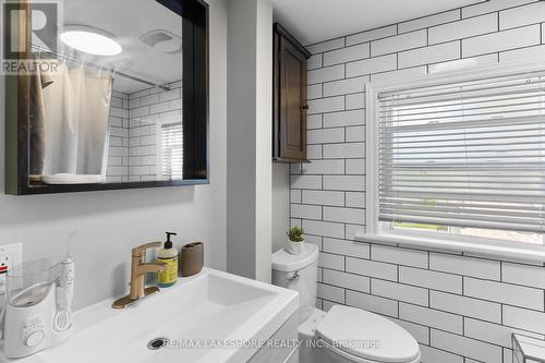 268 University Avenue W, Cobourg, ON - Indoor Photo Showing Bathroom