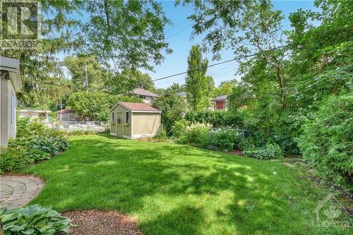 655 Mansfield Avenue, Ottawa, ON - Outdoor With Backyard