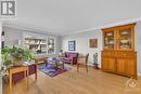 655 Mansfield Avenue, Ottawa, ON  - Indoor Photo Showing Living Room 