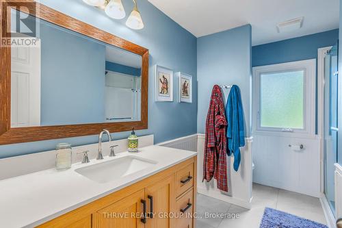 272 Chittick Crescent, Thames Centre (Dorchester), ON - Indoor Photo Showing Bathroom