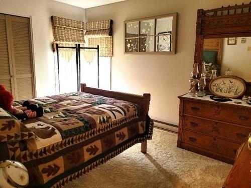 95 Harris Crescent, Dryden, ON - Indoor Photo Showing Bedroom