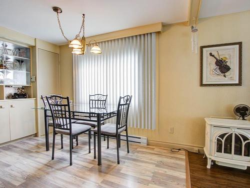 Salle Ã  manger - 221-3950 Boul. Sir-Wilfrid-Laurier, Longueuil (Saint-Hubert), QC - Indoor Photo Showing Dining Room