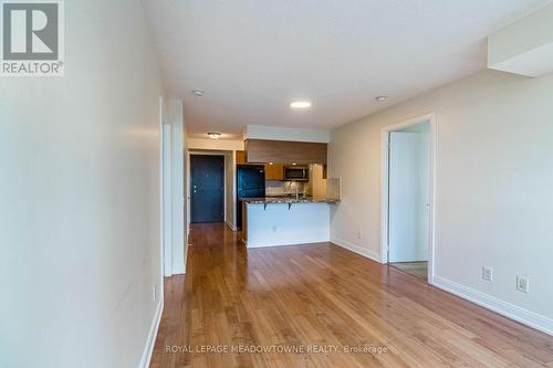 1157 - 25 Viking Lane, Toronto (Islington-City Centre West), ON - Indoor Photo Showing Kitchen