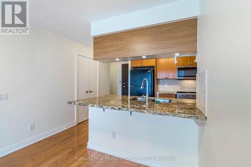 1157 - 25 Viking Lane, Toronto (Islington-City Centre West), ON - Indoor Photo Showing Kitchen