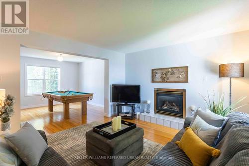 259 Pleasant Boulevard, Georgina (Keswick South), ON - Indoor Photo Showing Living Room With Fireplace