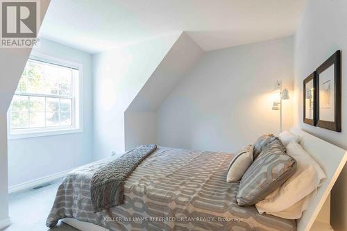 259 Pleasant Boulevard, Georgina (Keswick South), ON - Indoor Photo Showing Bedroom