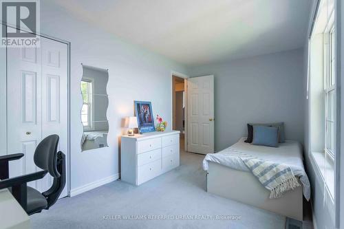 259 Pleasant Boulevard, Georgina (Keswick South), ON - Indoor Photo Showing Bedroom