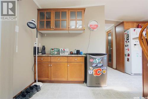 402 4Th Avenue, Avonlea, SK - Indoor Photo Showing Other Room