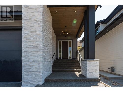 451 Vision Court, Kelowna, BC - Outdoor