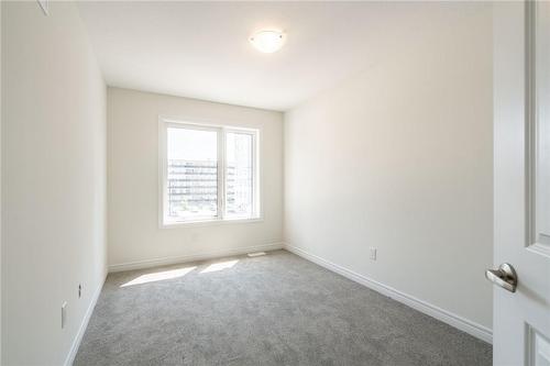 21 Roxanne Drive|Unit #118, Hamilton, ON - Indoor Photo Showing Other Room