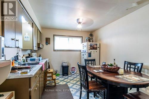 64 Cedar Street, Guelph (Old University), ON - Indoor Photo Showing Dining Room