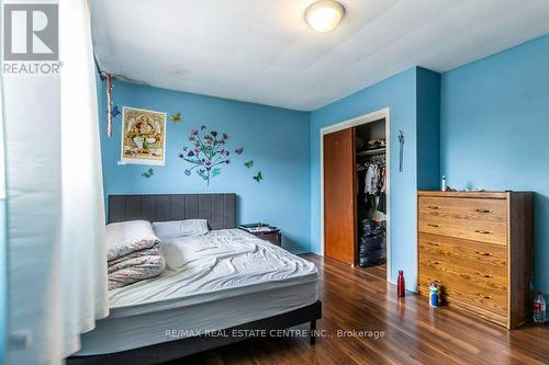 10 Plymouth Court, Guelph (Onward Willow), ON - Indoor Photo Showing Bedroom