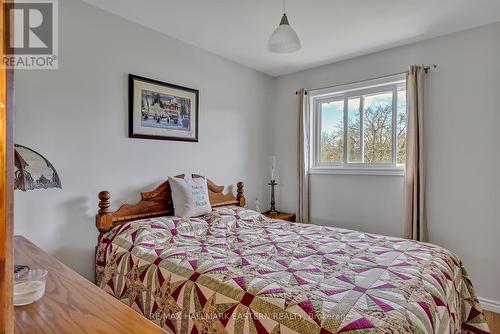 422 Marble Point Road, Marmora And Lake, ON - Indoor Photo Showing Bedroom