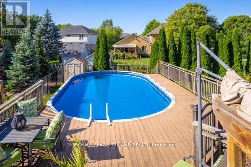 31 Bayside Court, London, ON - Outdoor With Above Ground Pool With Backyard With Exterior