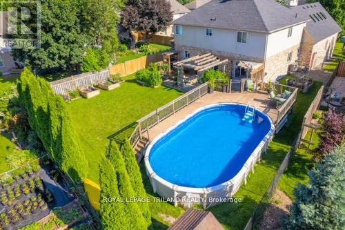 31 Bayside Court, London, ON - Outdoor With Above Ground Pool