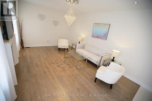 Room - 152 Ben Sinclair Avenue, East Gwillimbury (Queensville), ON - Indoor