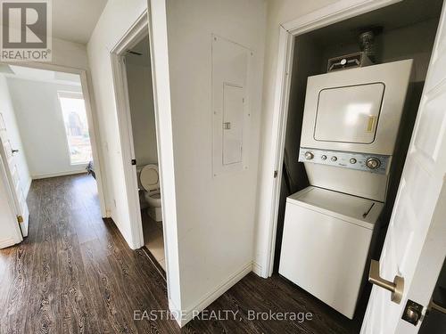 1805 - 158 King Street N, Waterloo, ON - Indoor Photo Showing Laundry Room