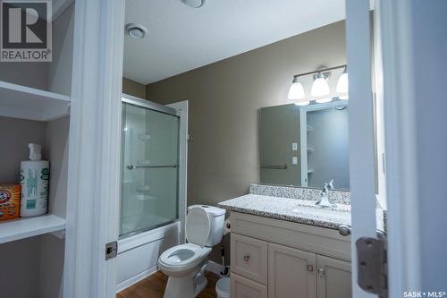 5117 Aerial Crescent, Regina, SK - Indoor Photo Showing Bathroom