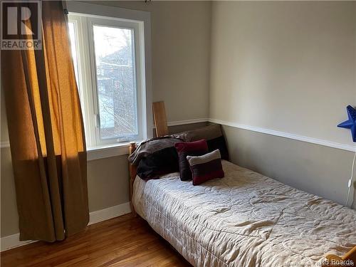 445 Tremblay Street, Bathurst, NB - Indoor Photo Showing Bedroom