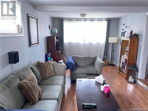 445 Tremblay Street, Bathurst, NB - Indoor Photo Showing Living Room