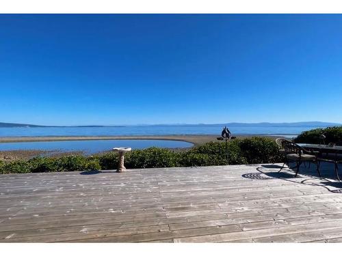 5945 Island Hwy West, Qualicum Beach, BC 