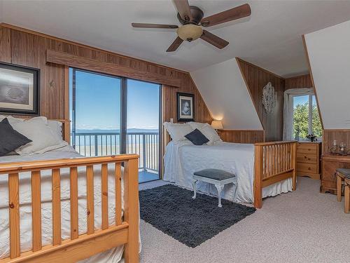 5945 Island Hwy West, Qualicum Beach, BC 