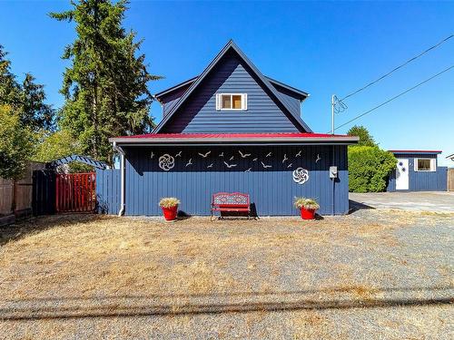 5945 Island Hwy West, Qualicum Beach, BC 