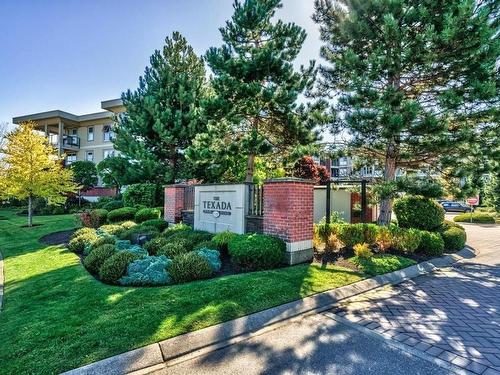 101-6310 Mcrobb Ave, Nanaimo, BC - Outdoor