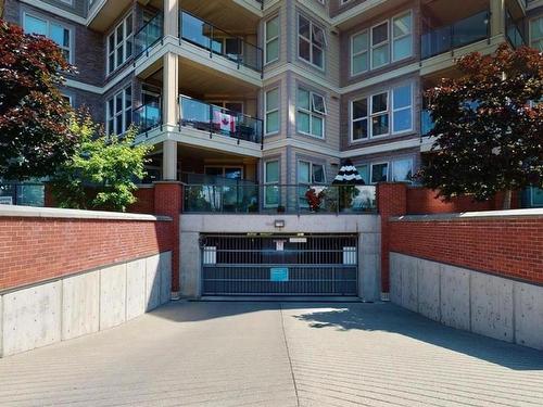 101-6310 Mcrobb Ave, Nanaimo, BC - Outdoor