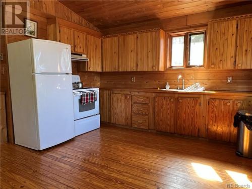 8194 Route 3, Moores Mills, NB - Indoor Photo Showing Kitchen