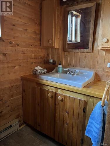 8194 Route 3, Moores Mills, NB - Indoor Photo Showing Bathroom