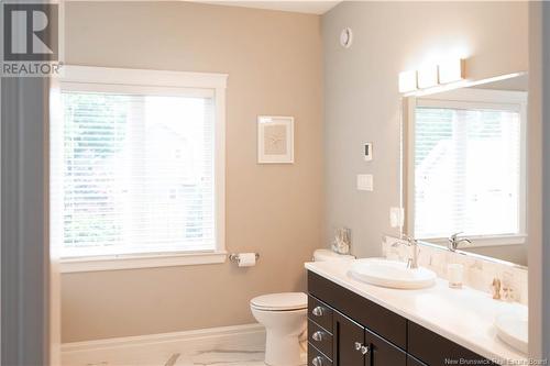 10 Executive Drive, Hampton, NB - Indoor Photo Showing Bathroom