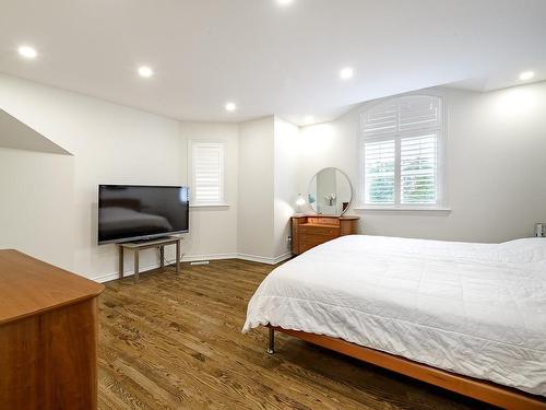 Chambre Ã Â coucher - 8 Rue Vincent-Blouin, Kirkland, QC - Indoor Photo Showing Bedroom