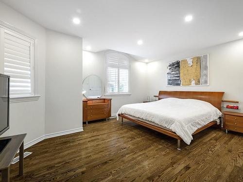 Chambre Ã Â coucher - 8 Rue Vincent-Blouin, Kirkland, QC - Indoor Photo Showing Bedroom