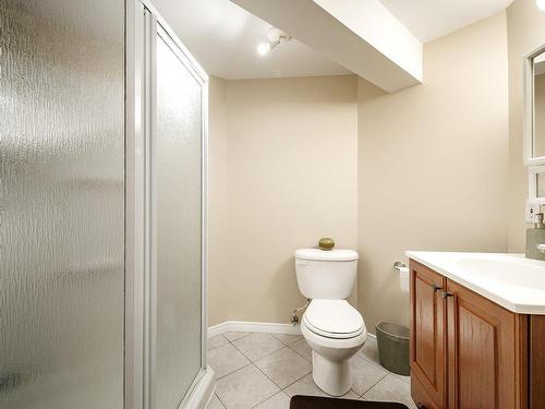 Salle de bains - 8 Rue Vincent-Blouin, Kirkland, QC - Indoor Photo Showing Bathroom