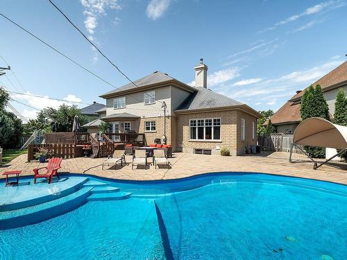 Piscine - 8 Rue Vincent-Blouin, Kirkland, QC - Outdoor With In Ground Pool With Backyard