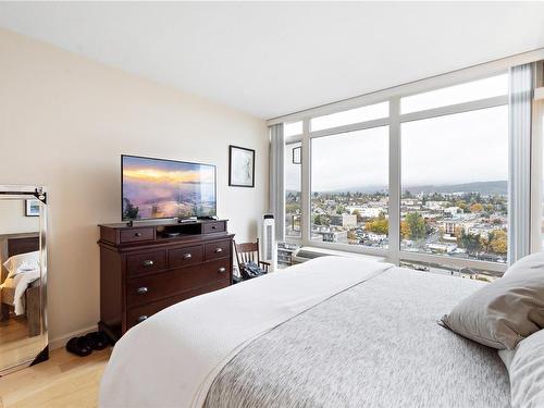 1302-38 Front St, Nanaimo, BC - Indoor Photo Showing Bedroom