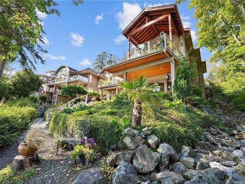 311 Palmer Stat, View Royal, BC 