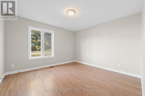 69 London Avenue, Prince Edward County (Hallowell), ON - Indoor Photo Showing Other Room