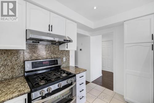 2911 Addison Street, Burlington, ON - Indoor Photo Showing Kitchen