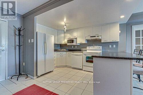 309 - 1255 Commissioners Road W, London, ON - Indoor Photo Showing Kitchen