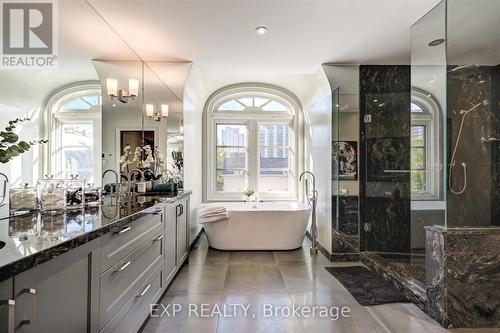 13 Balmoral Avenue, Toronto (Yonge-St. Clair), ON - Indoor Photo Showing Kitchen With Upgraded Kitchen