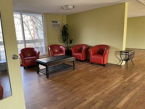 party room - 350 Quigley Road|Unit #511, Hamilton, ON - Indoor