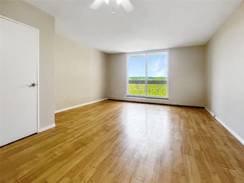 living room/Dining room - 350 Quigley Road|Unit #511, Hamilton, ON - Indoor Photo Showing Other Room