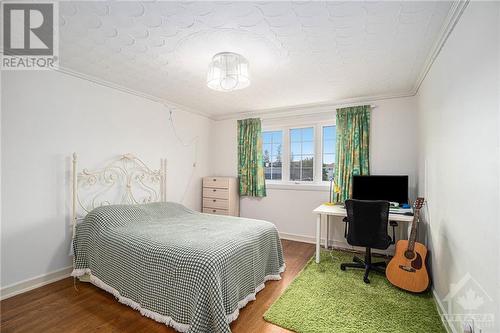 499 Newman Avenue, Ottawa, ON - Indoor Photo Showing Bedroom