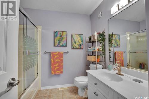 1212 Elliott Street, Saskatoon, SK - Indoor Photo Showing Bathroom